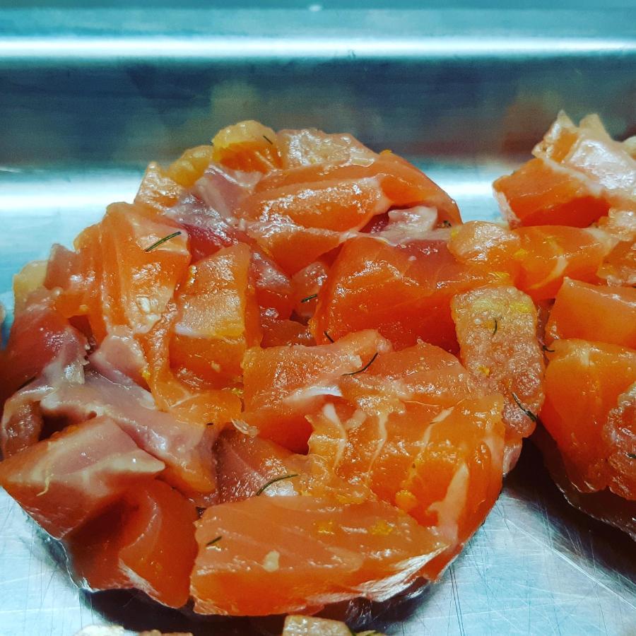丹尼利拉卡斯特拉纳酒店 布雷佐内加尔达 外观 照片